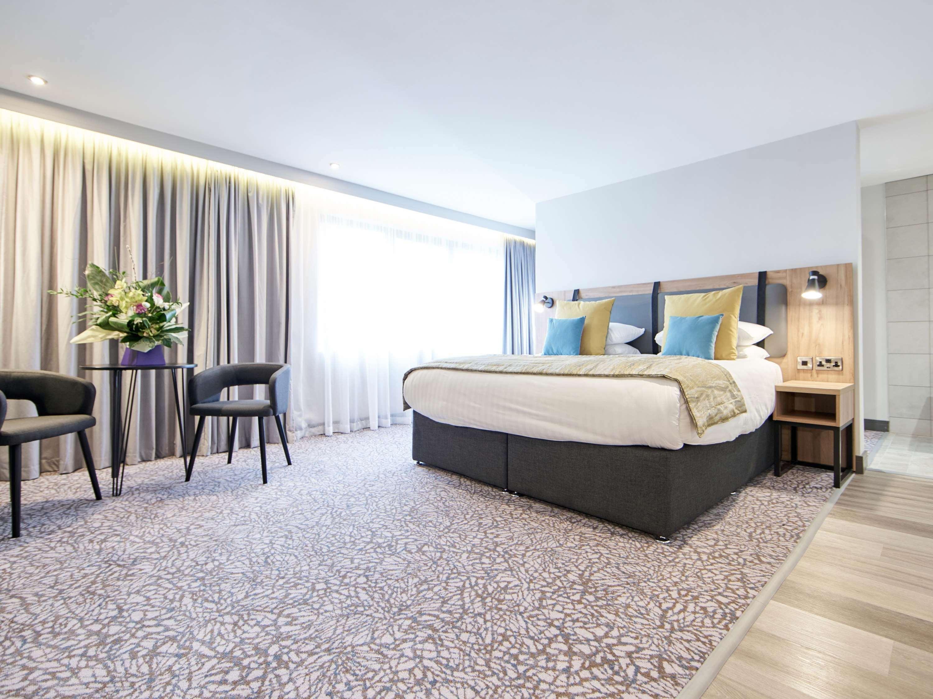 Mercure Newcastle George Golf & 4*