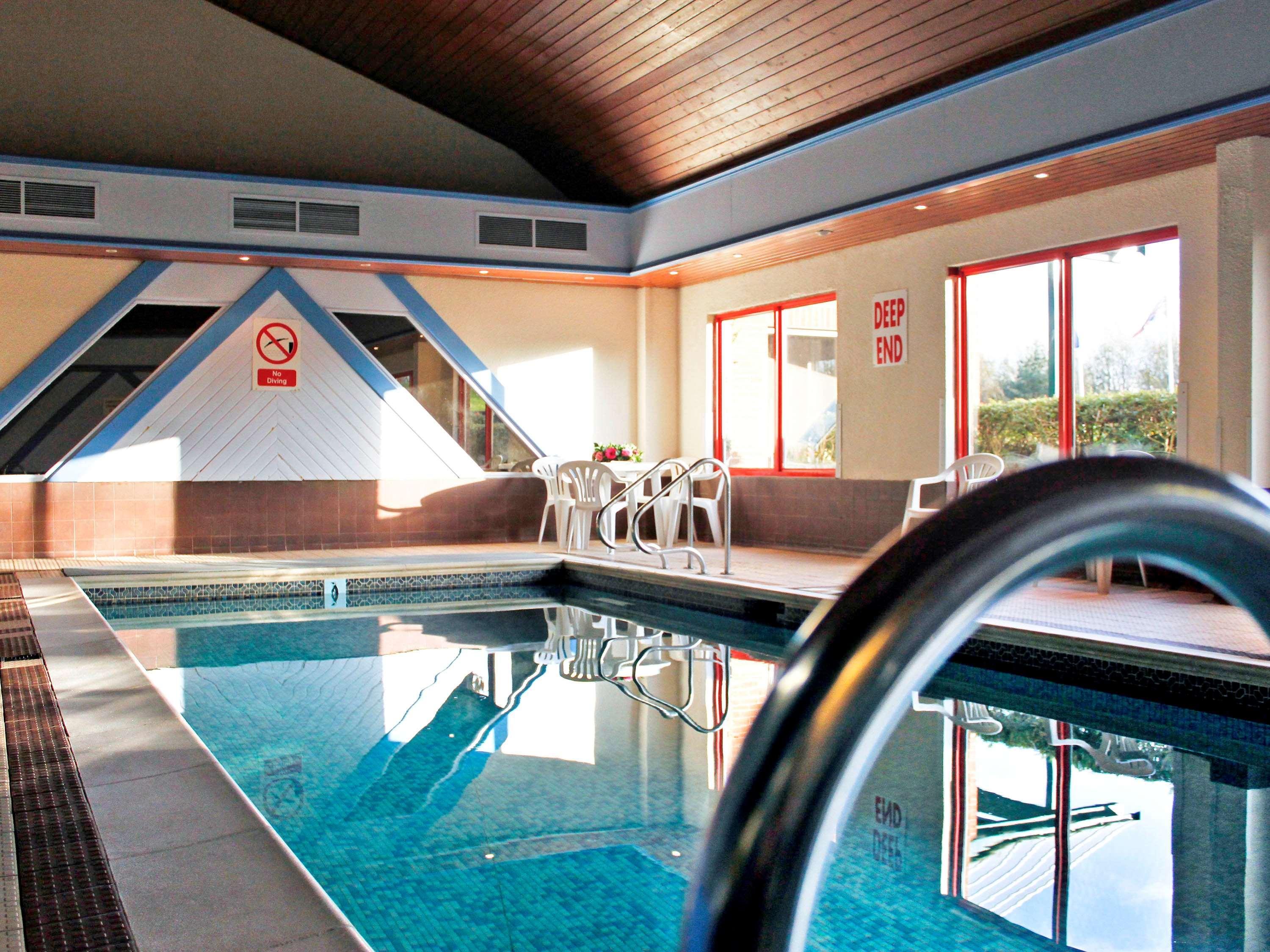 Mercure Newcastle George Golf & 4*