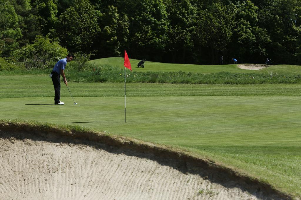 Hotel Mercure Newcastle George Golf & 4*